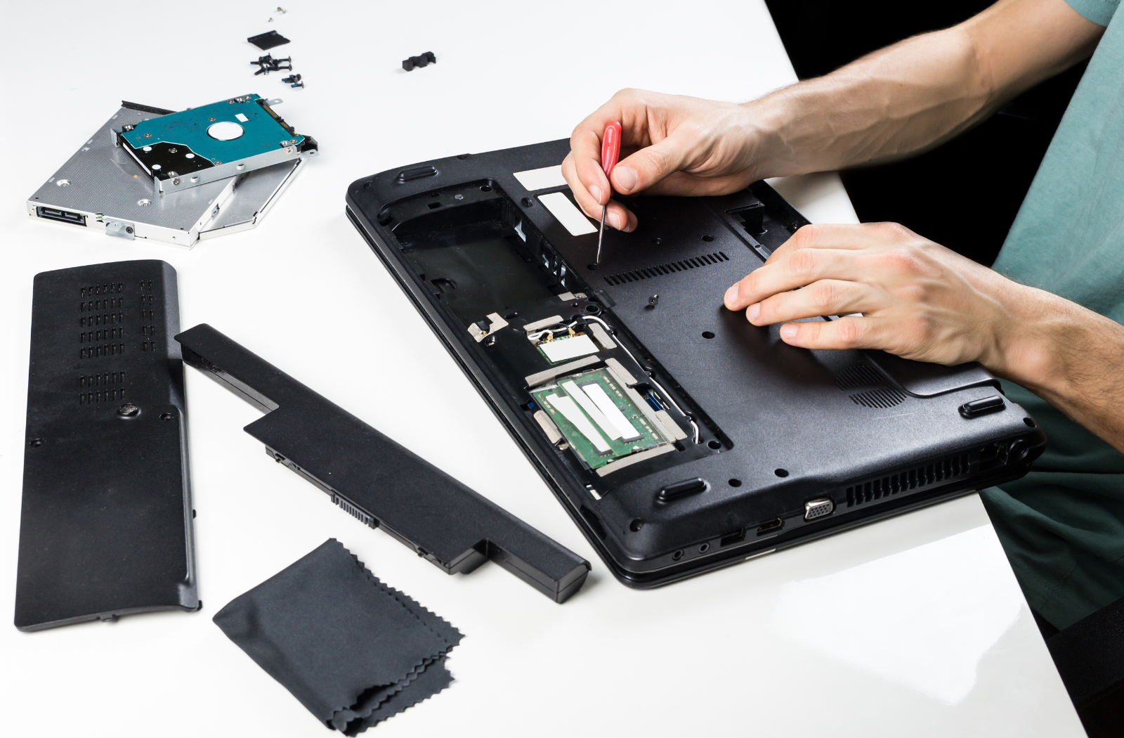 MacBook Battery Repair in Bondi Junction